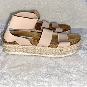 Steve Madden platform sandals size 6.5